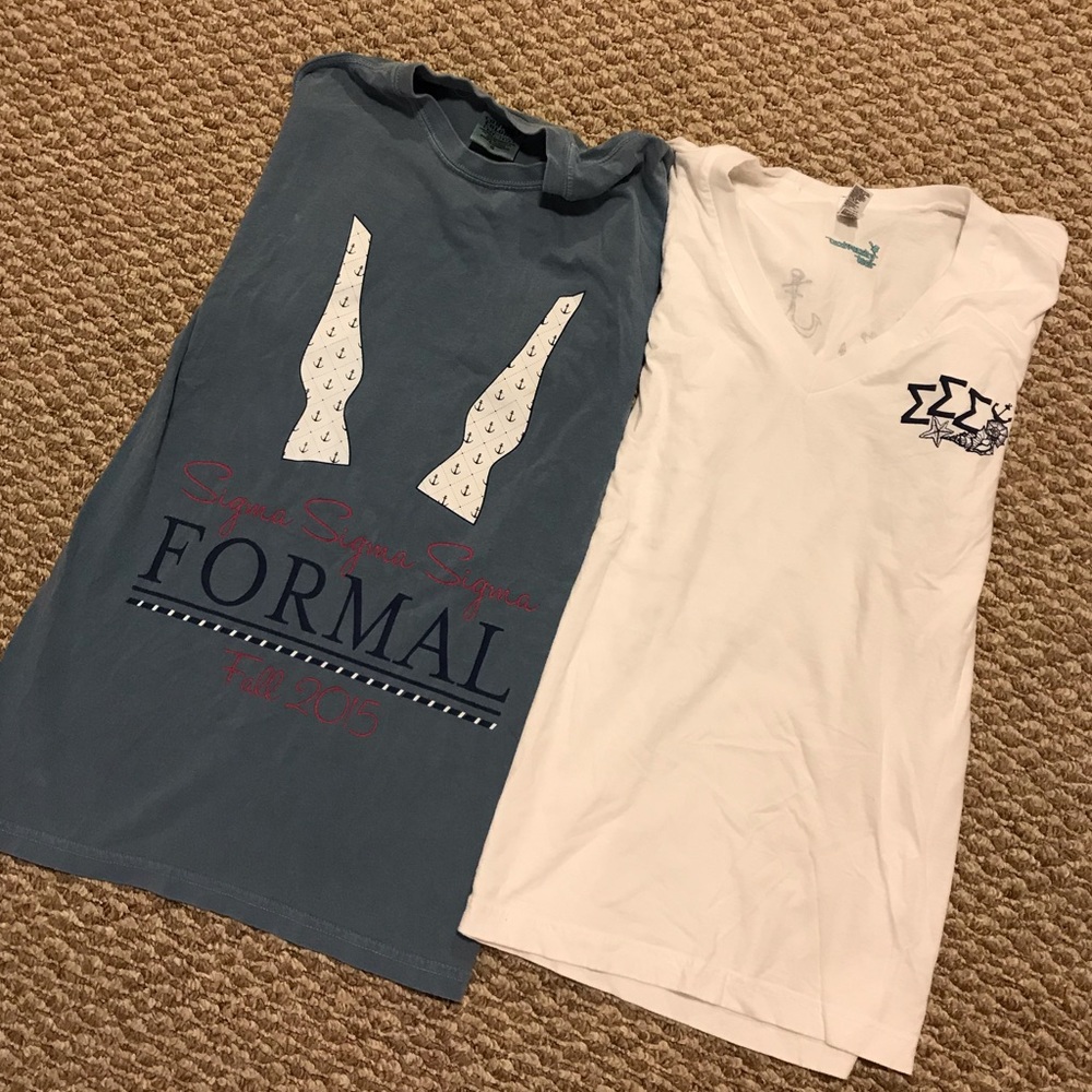 2 Tri sigma T-shirts